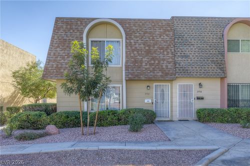 3712 Garden South Dr, Las Vegas, NV, 89121-3423 | Card Image