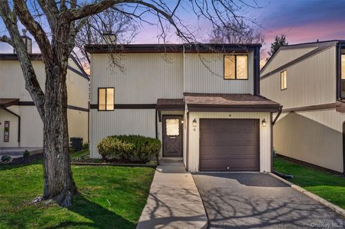 6 Charlotte Mews, Middletown, NY, 10940-3564 | Card Image