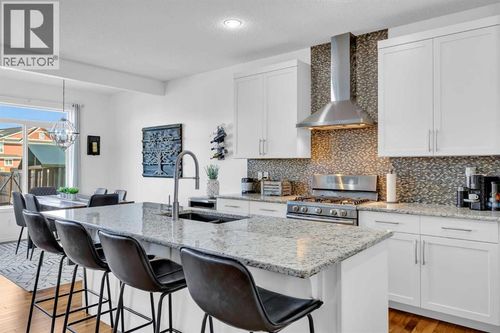 30 Cranarch View Se, Calgary, AB, T3M2J3 | Card Image