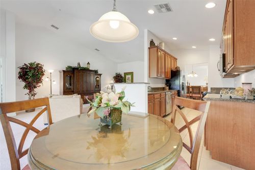 8374-8374 Quimby Cir, DAVENPORT, FL, 33896-5325 | Card Image