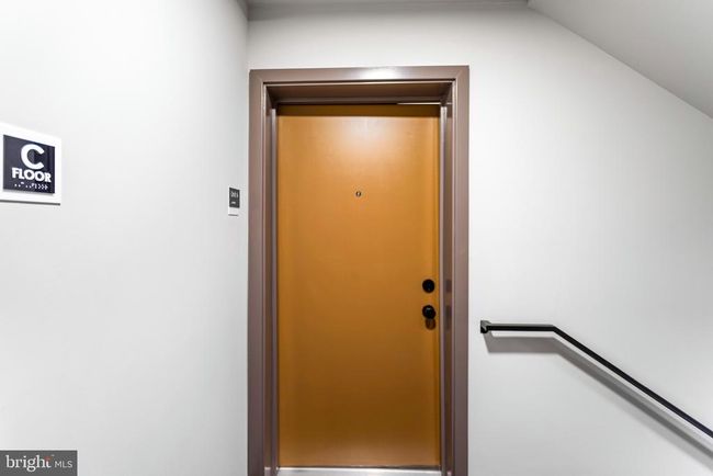APT-4 - 845 19 Th St Ne, Condo with 2 bedrooms, 1 bathrooms and null parking in WASHINGTON DC | Image 13