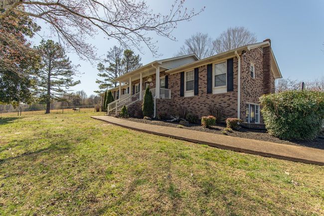 735 Streaming Water Loop, House other with 3 bedrooms, 4 bathrooms and null parking in Clifton TN | Image 7