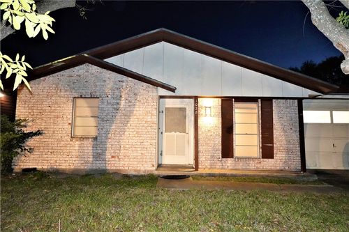 1028 Starlite Dr, Portland, TX, 78374-1929 | Card Image