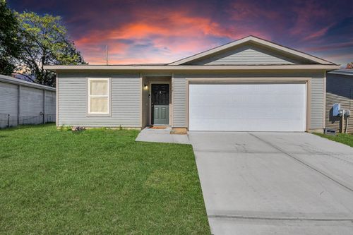 164 Goldenrod, Livingston, TX, 77351-5054 | Card Image