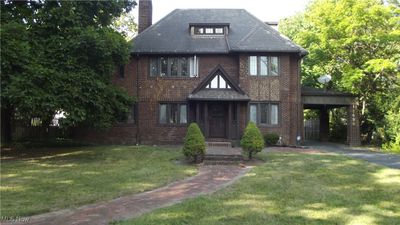 Stately Brick Home in Cleveland Heights | Image 1