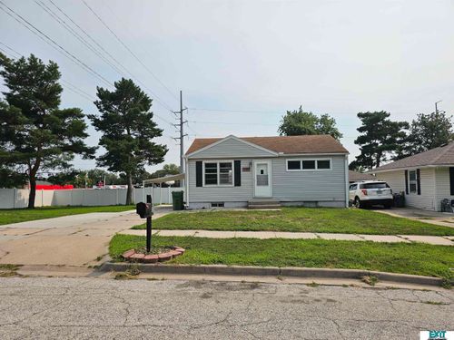 5531 Saylor St, Lincoln, NE, 68506-2128 | Card Image