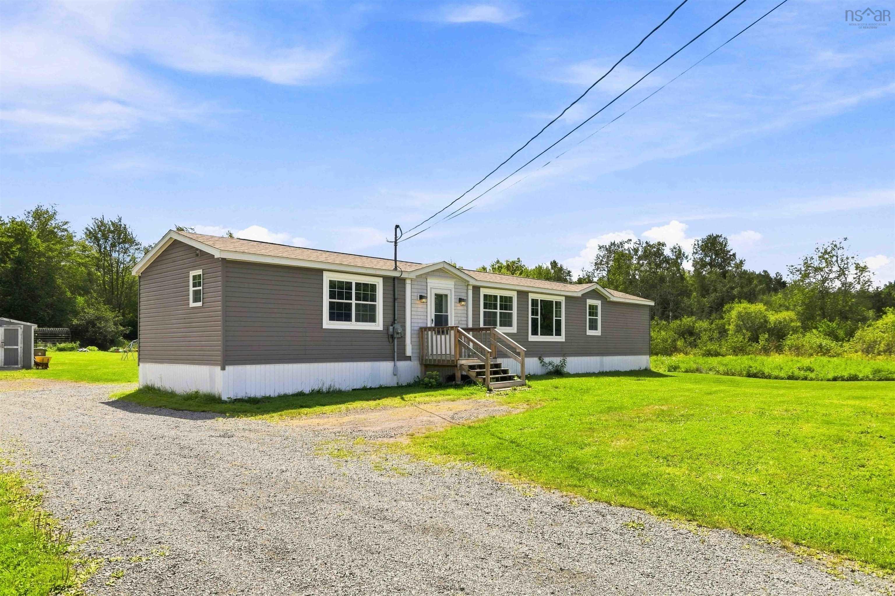 Residential in Shubenacadie East 3
