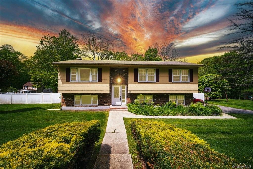 East Ave, Walden, NY 12586
