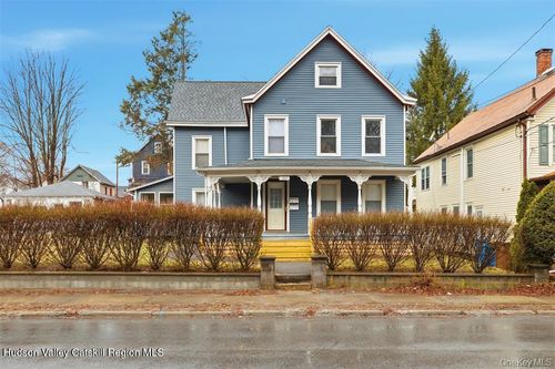 127 E Chester St, Kingston, NY, 12401-4126 | Card Image