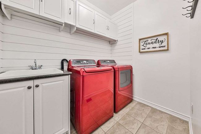 244 Mclaughlin Ave, House other with 4 bedrooms, 5 bathrooms and 6 parking in Milton ON | Image 14