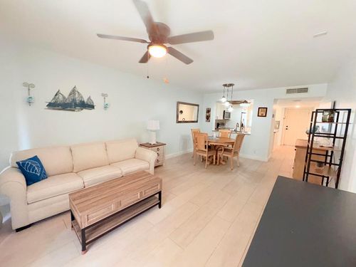 apt-306-3138 Via Poinciana, Lake Worth, FL, 33467-1971 | Card Image