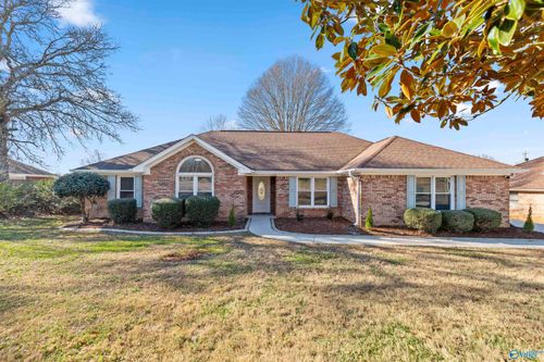 102 Hornet Ct, Madison, AL, 35757-7537 | Card Image