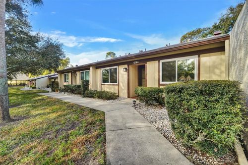 6-8330 High Point Cir, PORT RICHEY, FL, 34668-1917 | Card Image