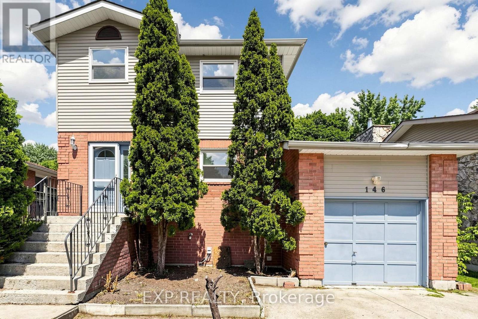 Residential in Georgina (Keswick South) 4