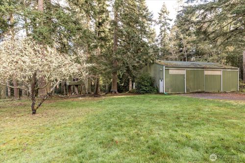6321 Baywood Rd, Freeland, WA, 98249-9599 | Card Image