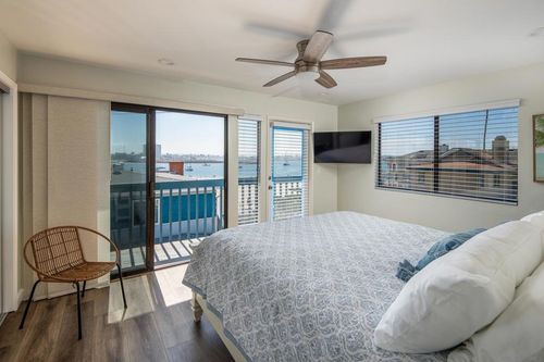 apt-103-822 San Gabriel Pl, San Diego, CA, 92109-8090 | Card Image