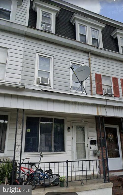 807 Market St, ASHLAND, PA, 17921-1252 | Card Image