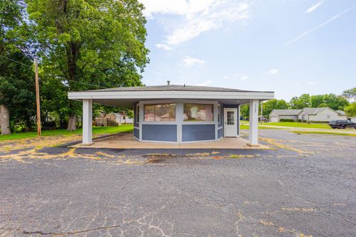 1302 Ohio St, Augusta, KS, 67010-1840 | Card Image