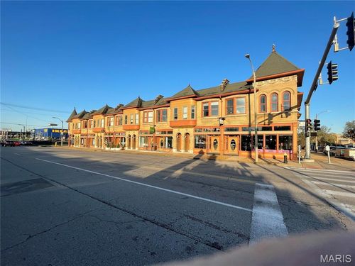 11 Vandeventer Avenue, St Louis, MO, 63108 | Card Image