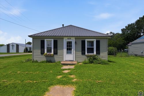 429 S Brownie Blvd, Scranton, KS, 66537-9159 | Card Image