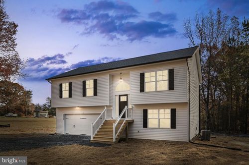 3319 Partlow Rd, Partlow, VA, 22534-9568 | Card Image