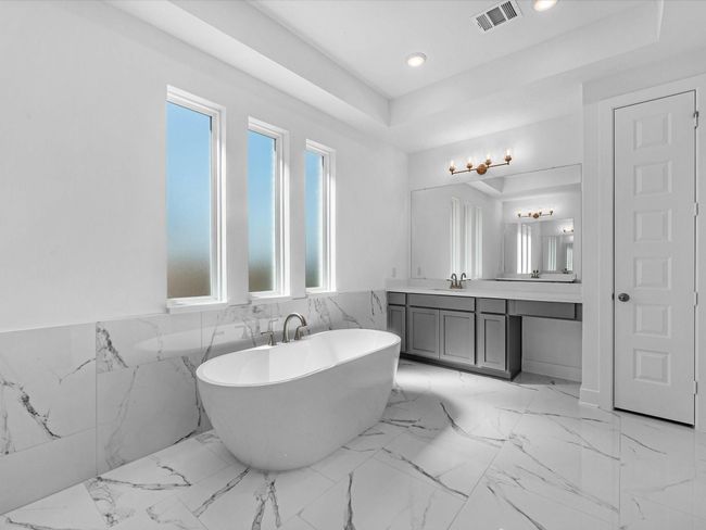 9118 Colonnade Way, House other with 5 bedrooms, 5 bathrooms and 3 parking in Manvel TX | Image 15