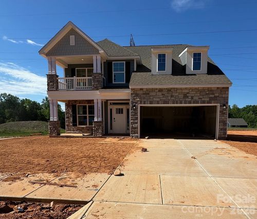 15230 First Broad Dr, Huntersville, NC, 28078-1318 | Card Image