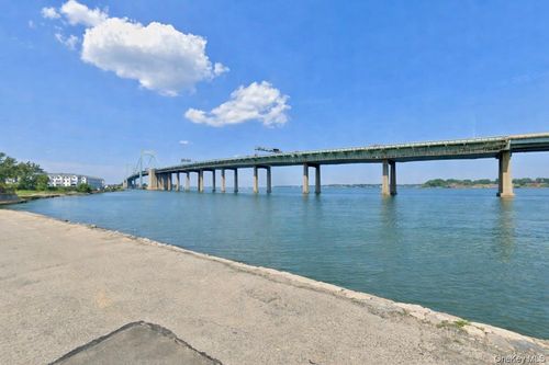 148 12th Rd, Whitestone, NY, 11357 | Card Image