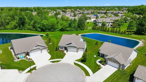 15588 Verano Pl, Fort Wayne, IN, 46845-4902 | Card Image
