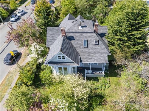 133 Milton St, Nanaimo, BC, V9R2K4 | Card Image