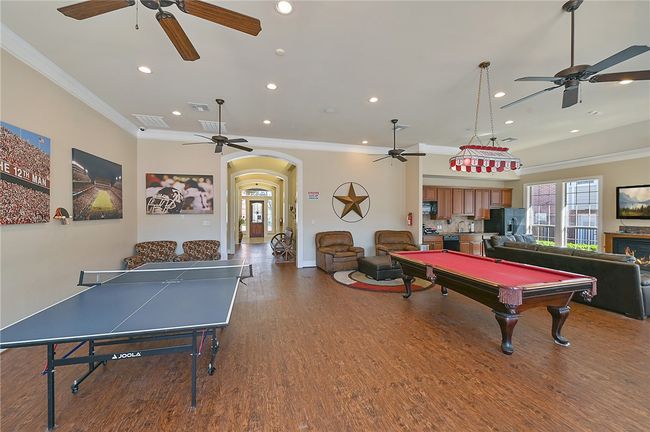Clubhouse Recreation Room | Image 20