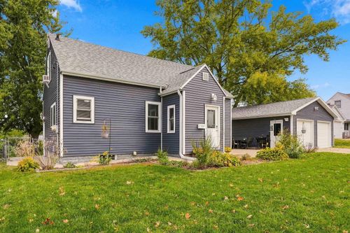 530 Martin Rd, Waterloo, IA, 50701-3847 | Card Image