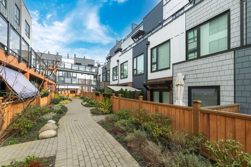 356-555 2nd E Street, North Vancouver, BC, V7L1E1 | Card Image