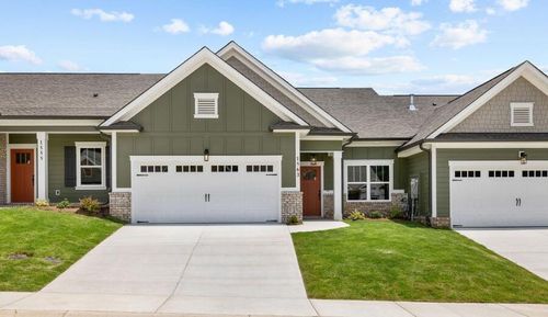 450 Double Play Dr, Chattanooga, TN, 37421-1640 | Card Image