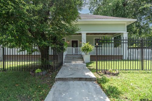 200 Van St, Lindale, TX, 75771-6211 | Card Image