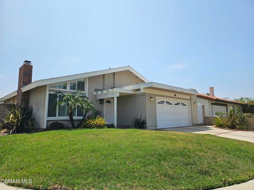 10234 Nevada Ave, Chatsworth, CA, 91311 | Card Image