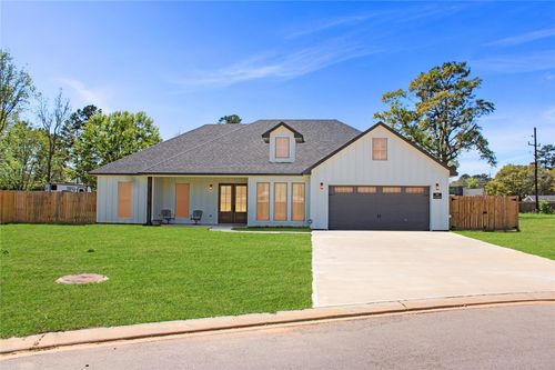 60 Bluegill Dr, Shepherd, TX, 77371-7093 | Card Image