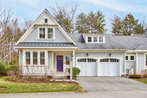 29-29 Black Birch Ln, Concord, MA, 01742-1949 | Card Image