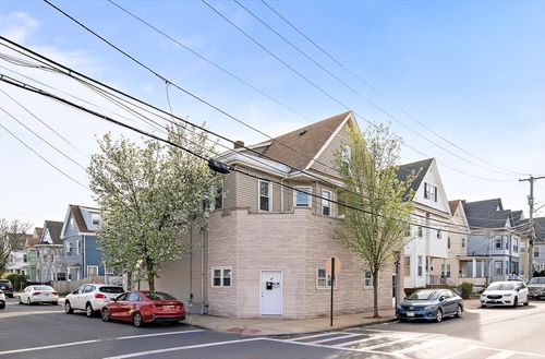 2-37 Union St, Everett, MA, 02149-4821 | Card Image