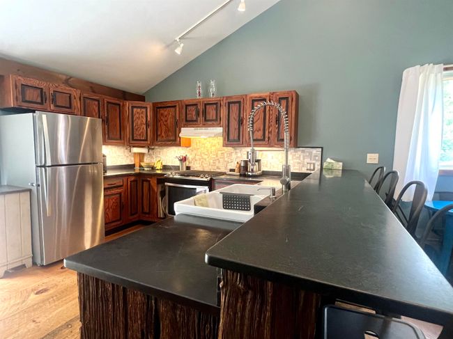 3483 Popple Dungeon Rd, House other with 2 bedrooms, 2 bathrooms and null parking in Chester VT | Image 7