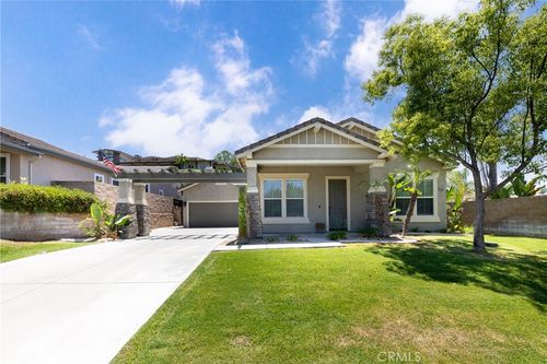 34177 Pinehurst Dr, Yucaipa, CA, 92399 | Card Image