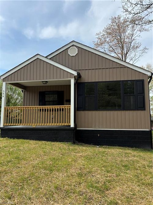 344 Linville Rd, Mount Airy, NC, 27030-3630 | Card Image