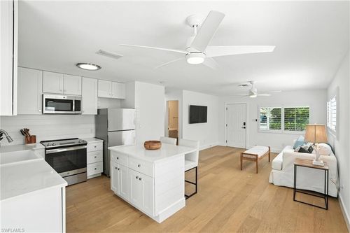 1324 Highlands Dr, Naples, FL, 34103-2351 | Card Image