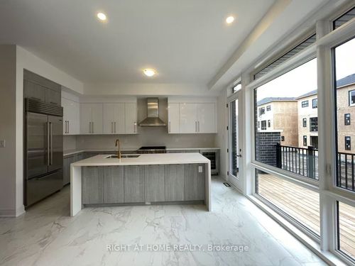 30 Chiara Rose Lane, Richmond Hill, ON, L4E2X5 | Card Image