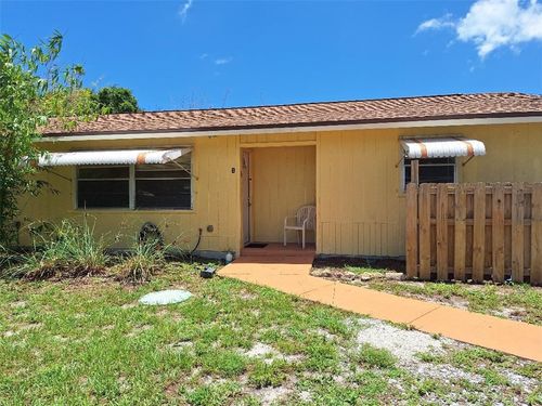 13050 Old Dixie Hwy, Sebastian, FL, 32958-3431 | Card Image