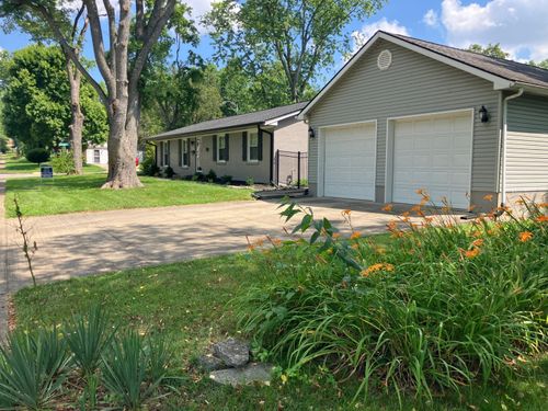 1039 Elmendorf Dr, Lexington, KY, 40517 | Card Image