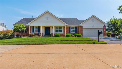 1346 Cherry Glen Ct, Chesterfield, MO, 63017-5562 | Card Image