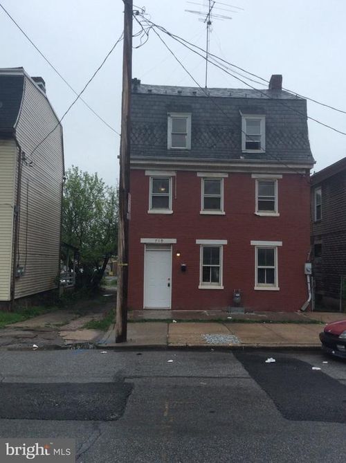 719 E Prospect St, YORK, PA, 17403-2425 | Card Image