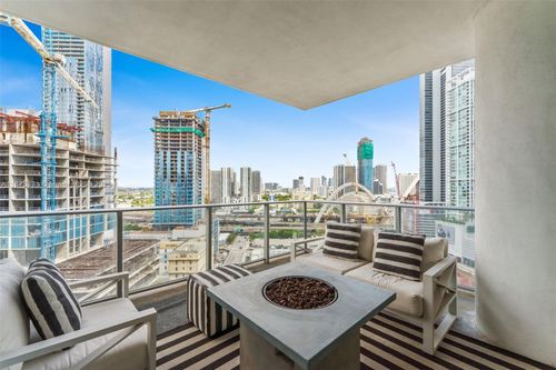 unit-1700-851 Ne 1st Ave, Miami, FL, 33132-1841 | Card Image