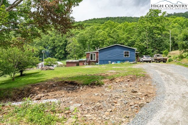 175 Roaring Fork Rd, House other with 3 bedrooms, 1 bathrooms and null parking in Todd NC | Image 17